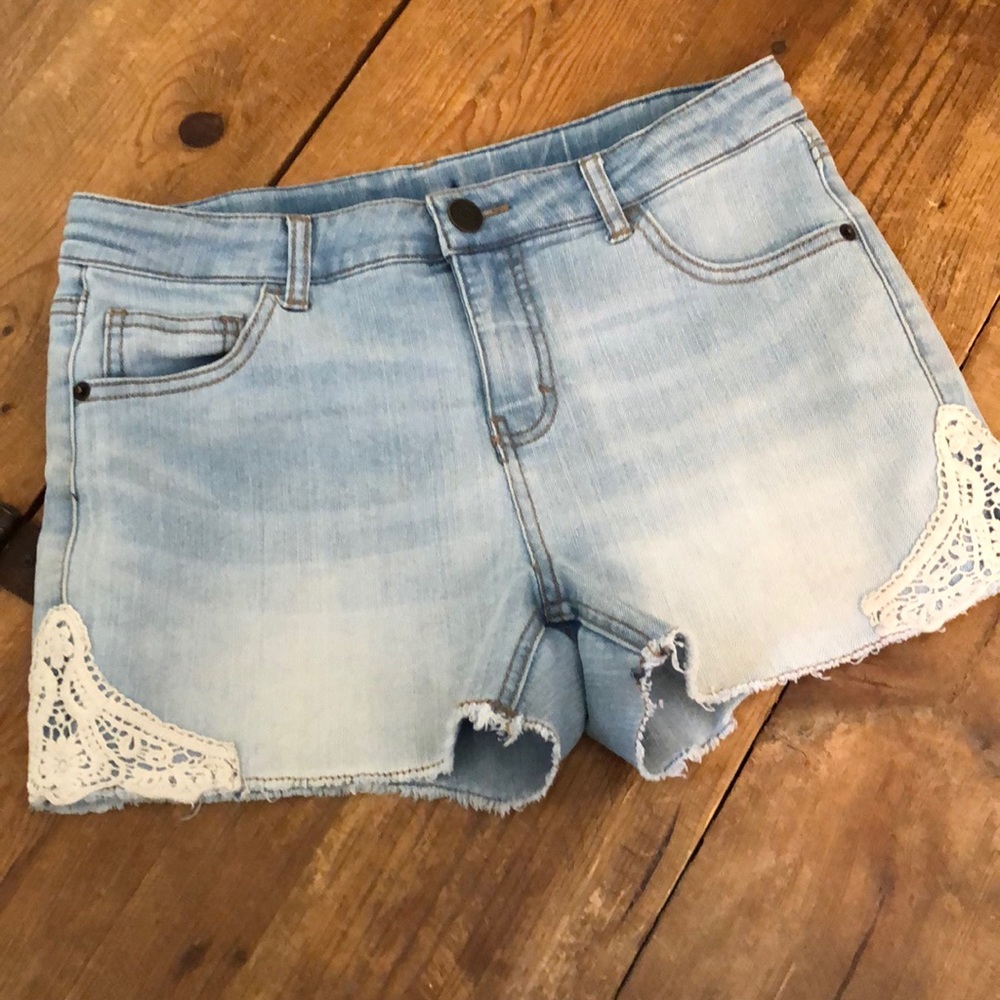 Girls Jean Shorts with Crochet